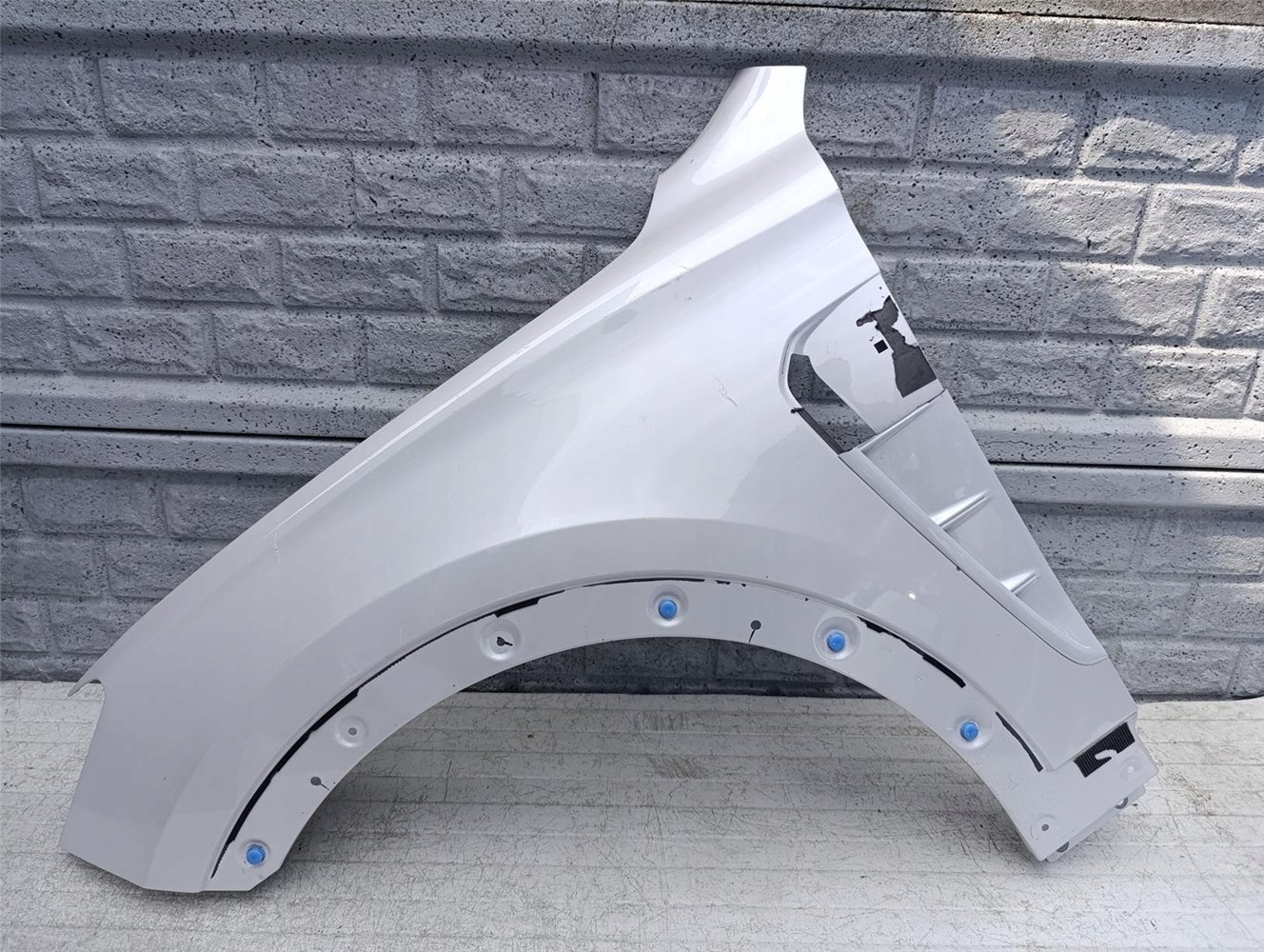 MG MARVEL R BŁOTNIK PRZEDNI LEWY ORYGINAŁ (17598801581)