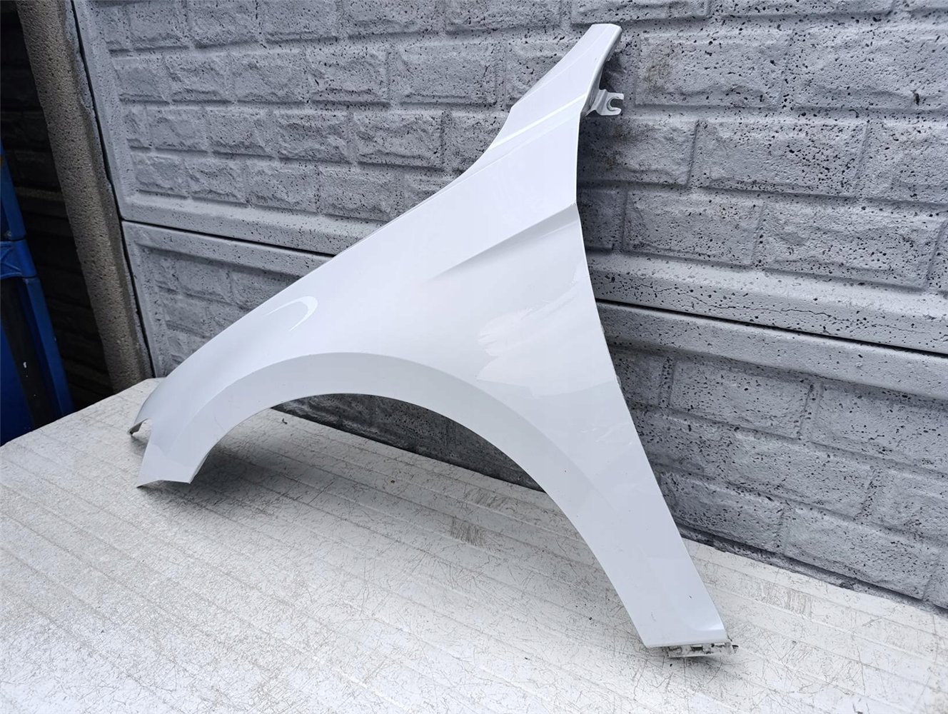 VW PASSAT B8 14-24 BŁOTNIK LEWY PRZEDNI ORYGINAŁ (17598807256)