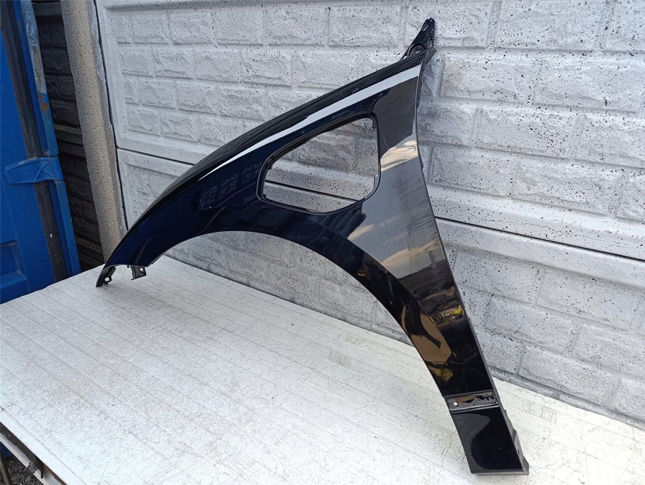 JAGUAR I PACE 2018-2024 BŁOTNIK LEWY PRZEDNI ORYGINAŁ (17602322420)