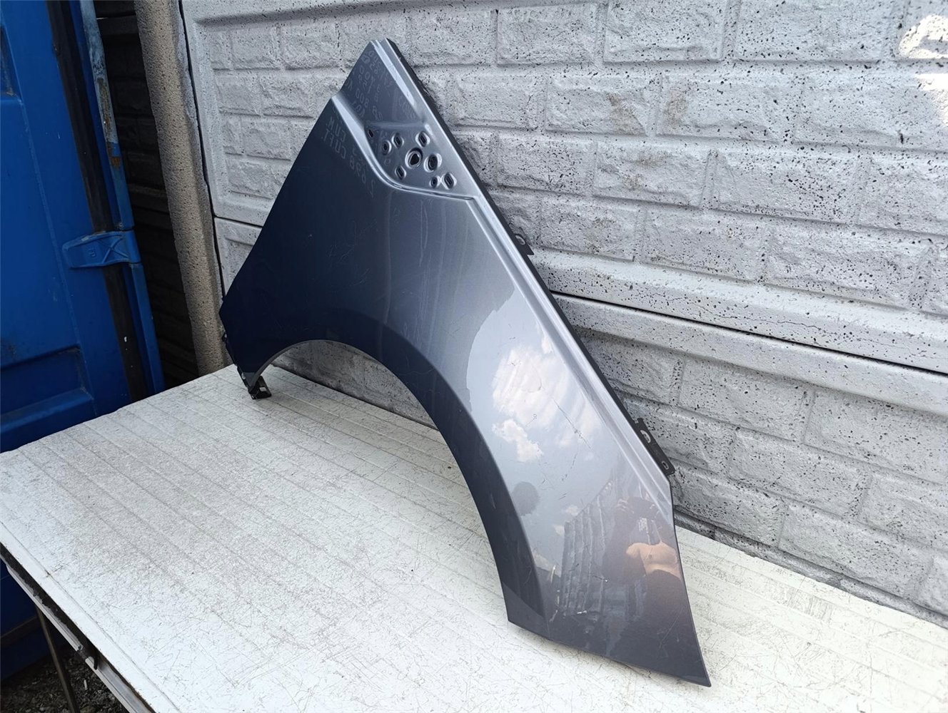 RANGE LAND ROVER SPORT 3 III ( L461 ) 23- BŁOTNIK PRAWY ORYGINAŁ (17602332502)