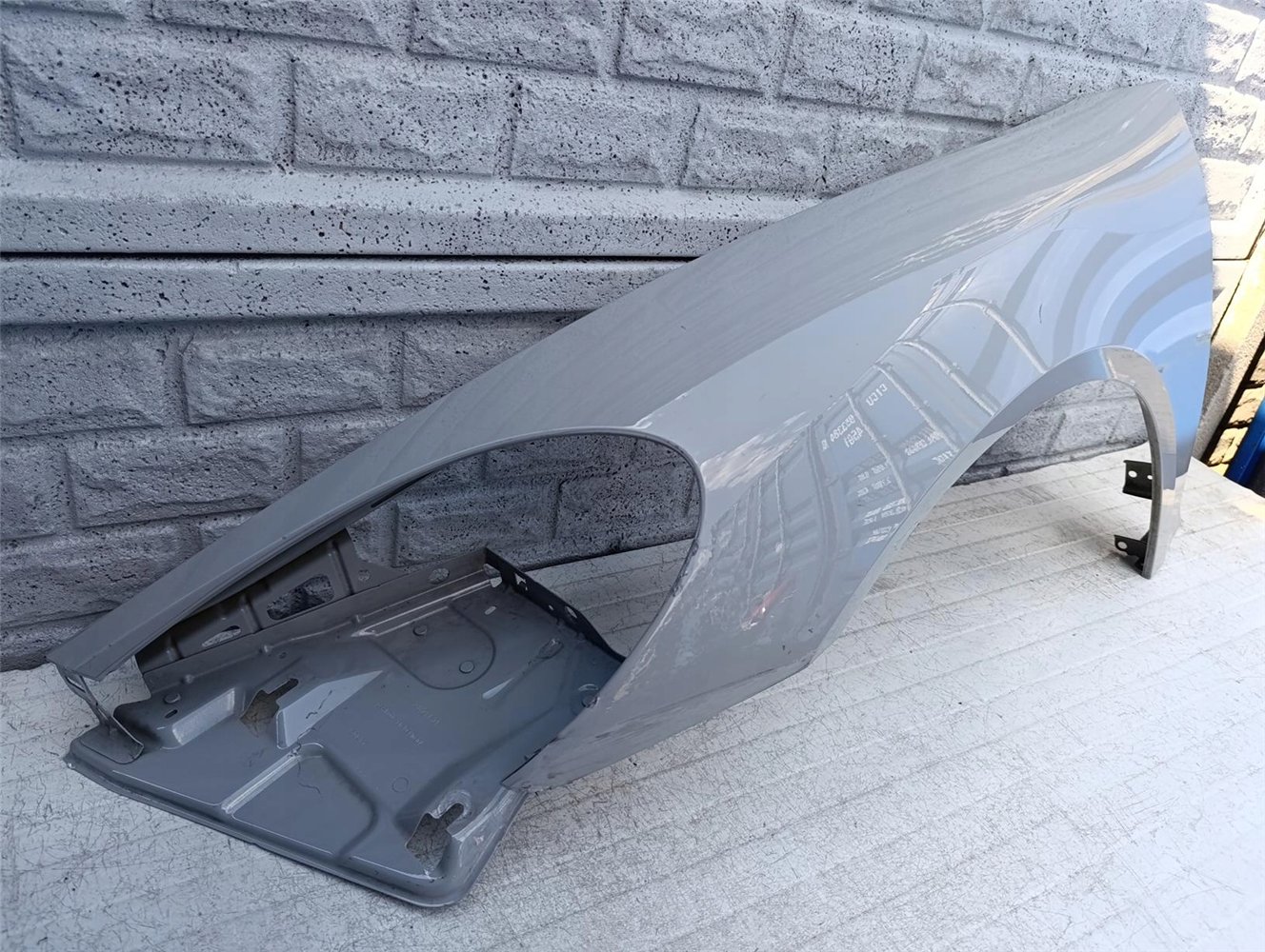 PORSCHE 982 CAYMAN BOXTER BŁOTNIK LEWY PRZÓD 982.821.021 (17602389550)