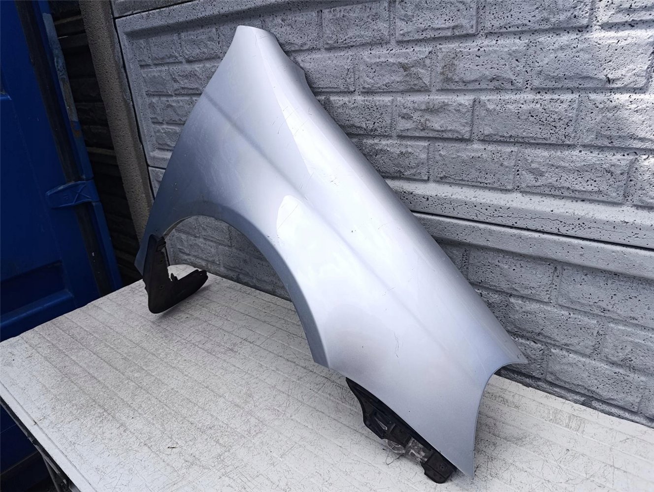 VW GOLF 5 V KOMBI VW JETTA 2005-2012 BŁOTNIK PRAWY ORYGINAŁ (17602429019)