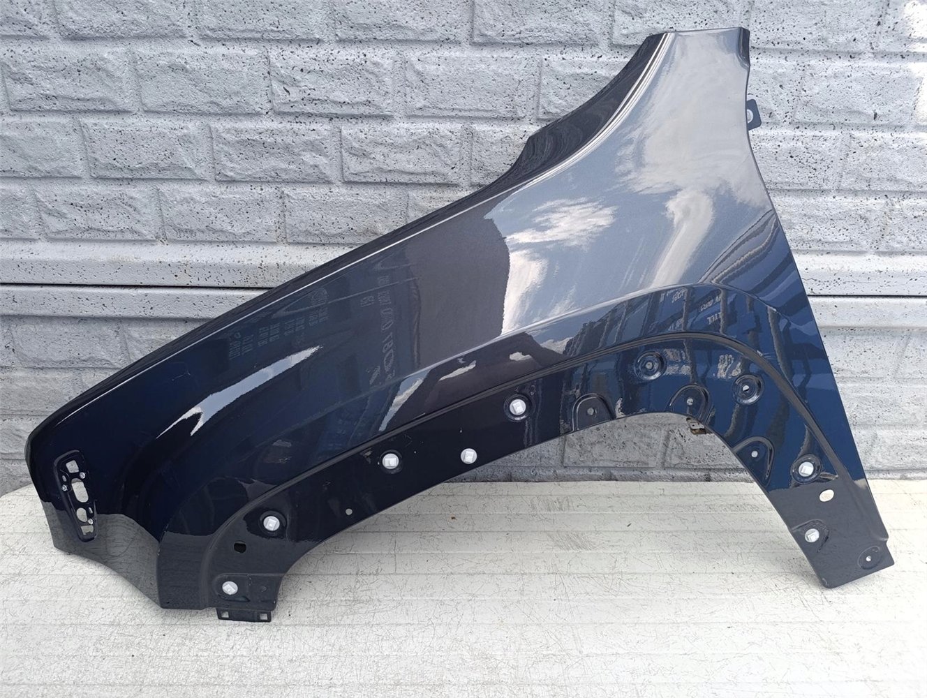 JEEP RENEGADE 14 - 24 BŁOTNIK PRZEDNI LEWY ORYGINAŁ (17602449835)