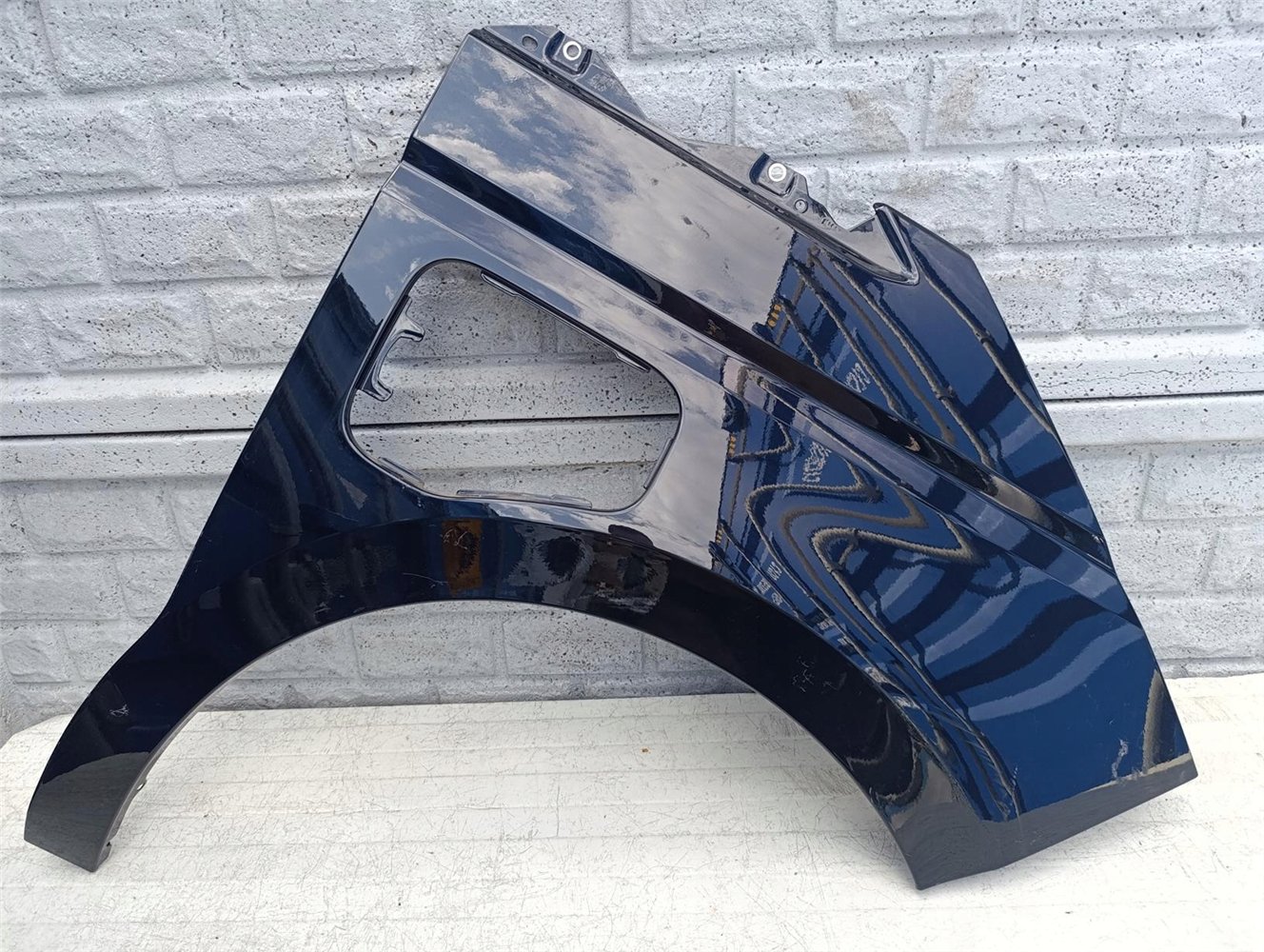 VW T7 7T MULTIVAN PLUG-IN E-HIBRID BŁOTNIK PRAWY ORYGINAŁ (17602455059)