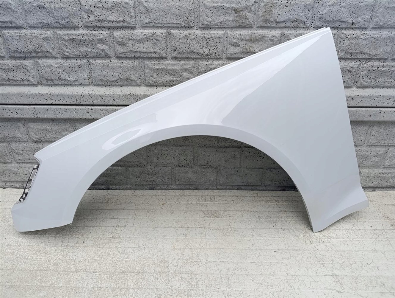 AUDI RS4 A4 B9 2016- BŁOTNIK LEWY ORYGINAŁ (17605744566)