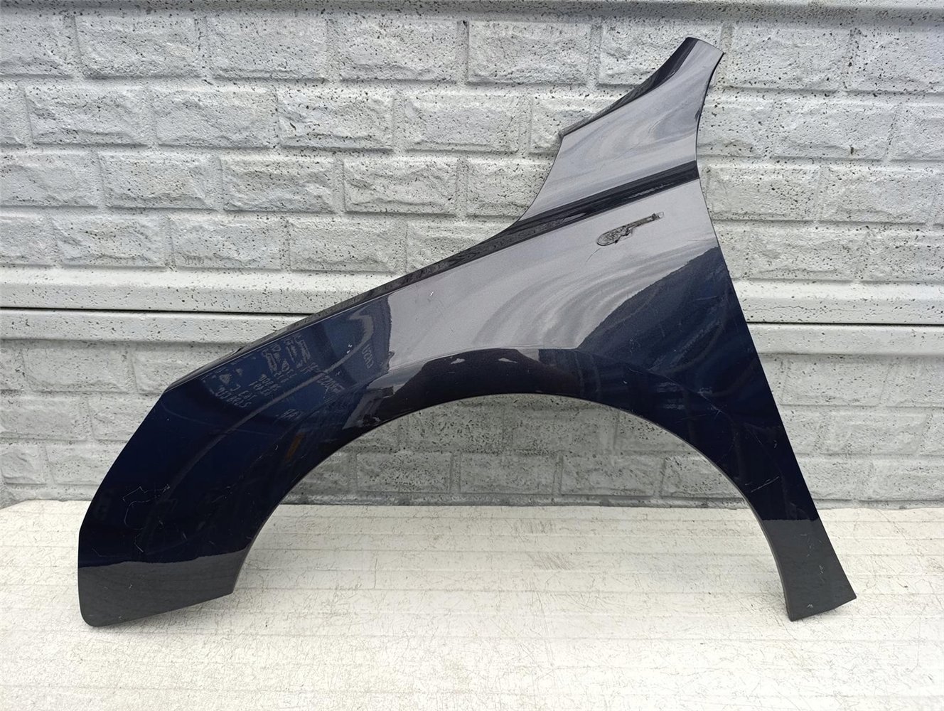 PEUGEOT 508 2010-2018 BŁOTNIK LEWY PRZÓD ORYGINAŁ (17605757708)