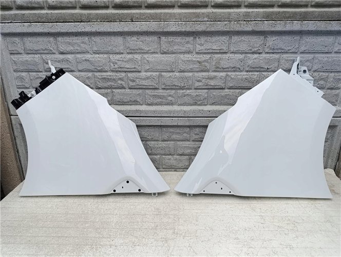 RENAULT TRAFIC IV 2022-25 BŁOTNIK PRZEDNI PRAWY LEWY ORYGINAŁ (17605761898)