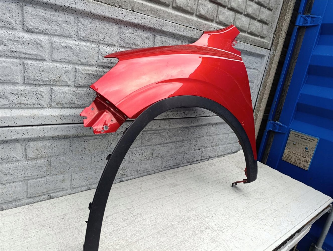 RENAULT KADJAR 15-22 BŁOTNIK PRZEDNI LEWY ORYGINAŁ (17605782887)