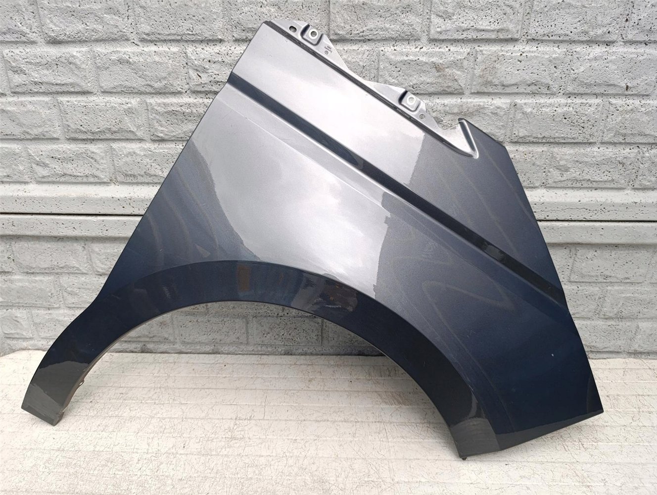 VW T7 7T MULTIVAN BŁOTNIK PRAWY ORYGINAŁ (17605810005)