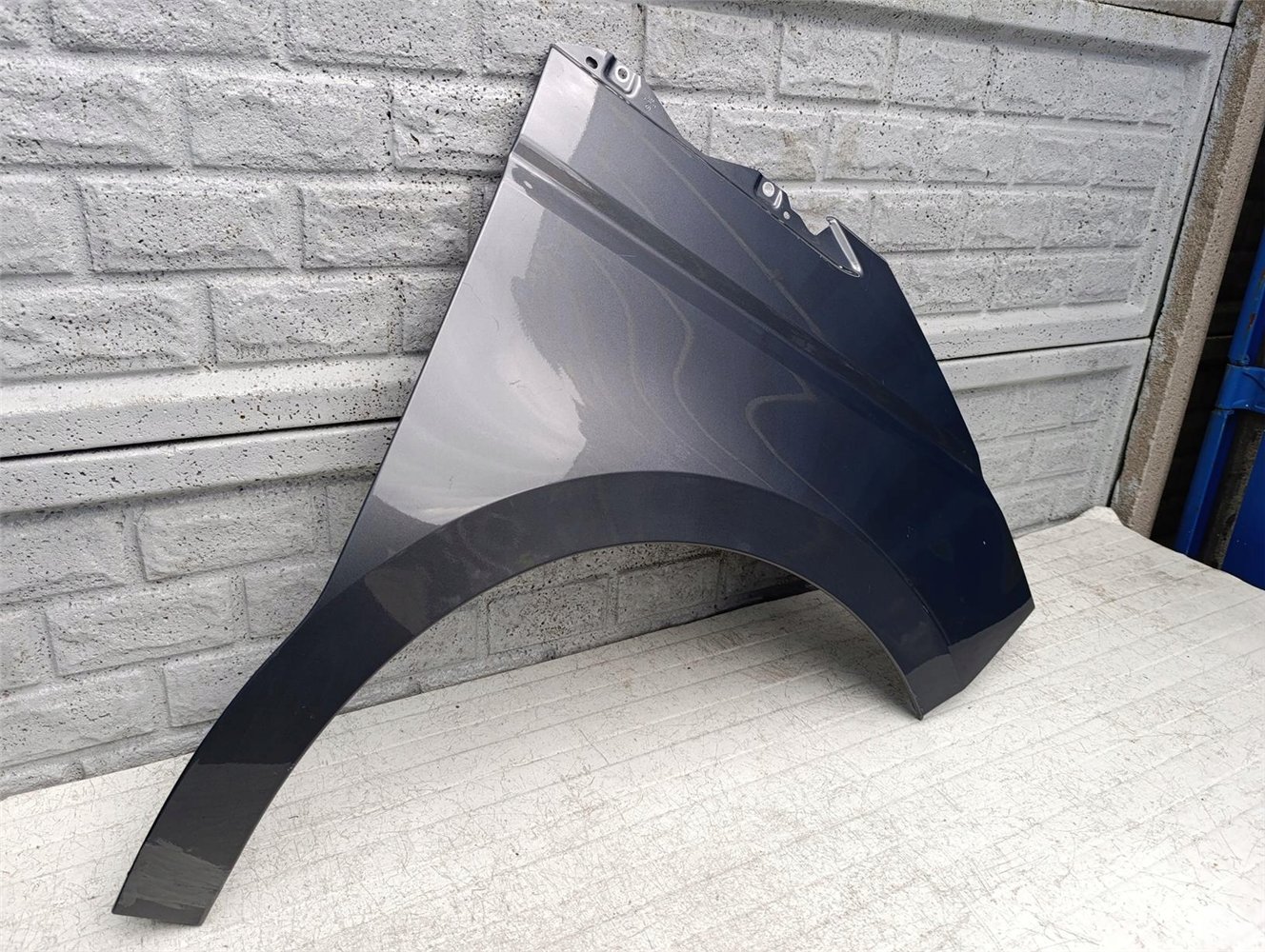 VW T7 7T MULTIVAN BŁOTNIK PRAWY ORYGINAŁ (17605810005)