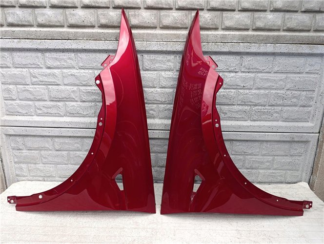 TESLA MODEL X BŁOTNIK PRAWY LEWY PRZEDNI ORYGINAŁ (17605812857)