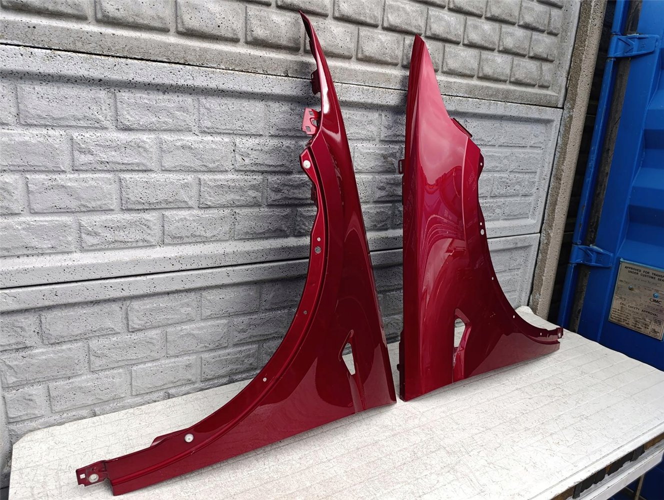 TESLA MODEL X BŁOTNIK PRAWY LEWY PRZEDNI ORYGINAŁ (17605812857)