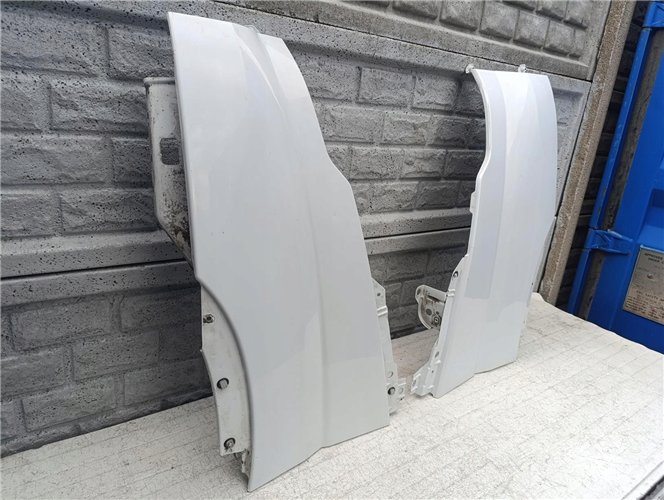 IVECO DAILY 2014 - BŁOTNIK PRZEDNI LEWY PRAWY ORYGINAŁ (17618517165)