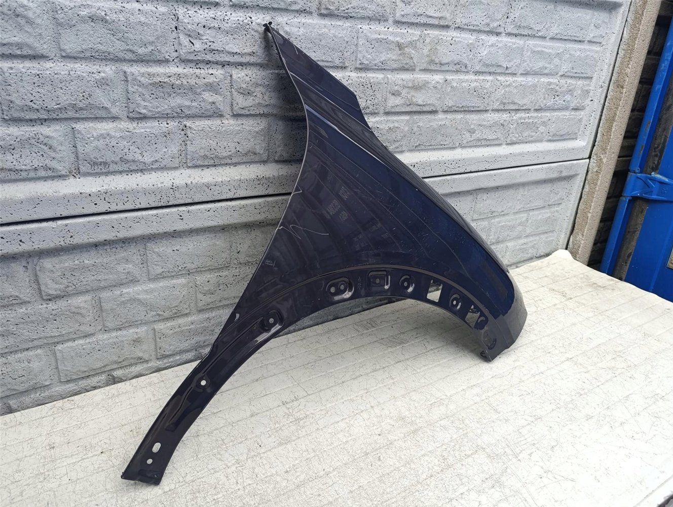 CITROEN DS3 CROSSBACK 19-25BŁOTNIK PRZEDNI PRAWY NOWY ORYGINAŁ (17618561360)