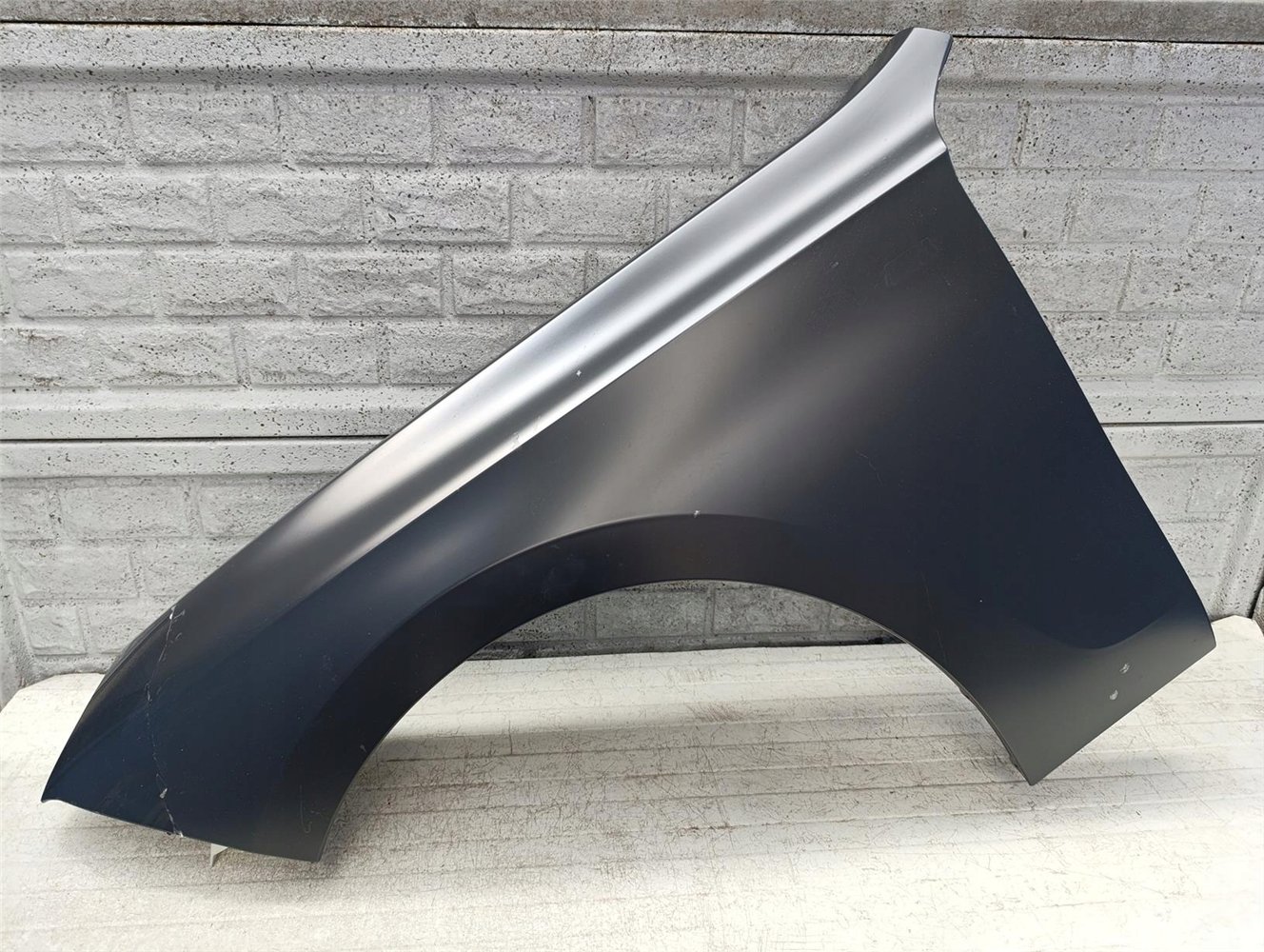 BMW 7 G70 2022- BŁOTNIK PRZEDNI LEWY ORYGINAŁ (17619844913)