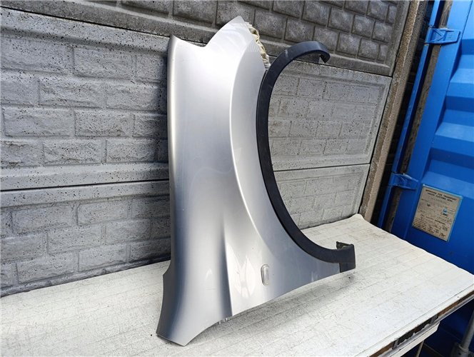 NISSAN QASHQAI 6-10 BŁOTNIK PRAWY PRZÓD ORYGINAŁ (17619879571)