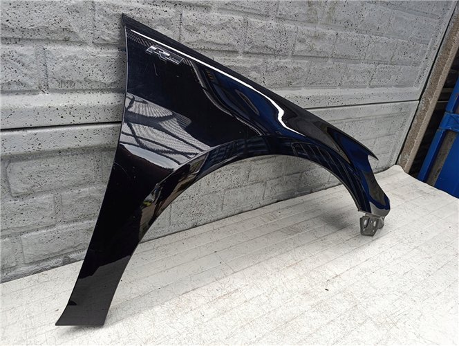 VW PASSAT CC BŁOTNIK PRZEDNI PRAWY ORYGINAŁ (17621823835)