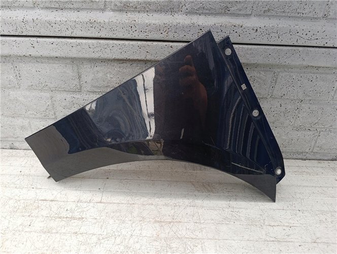 PORSCHE MACAN BŁOTNIK PRAWY PRZEDNI ORYGINAŁ (17621868322)