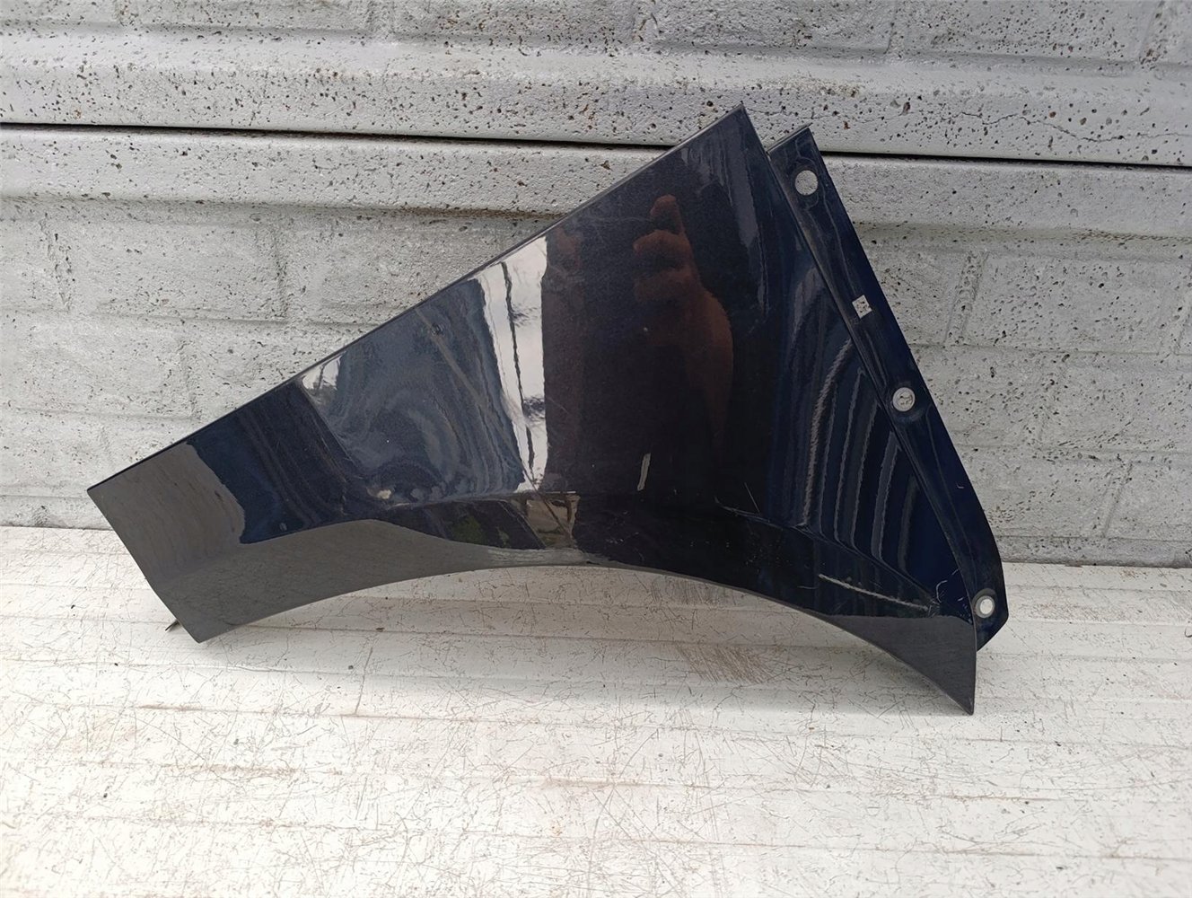 PORSCHE MACAN BŁOTNIK PRAWY PRZEDNI ORYGINAŁ (17621868322)