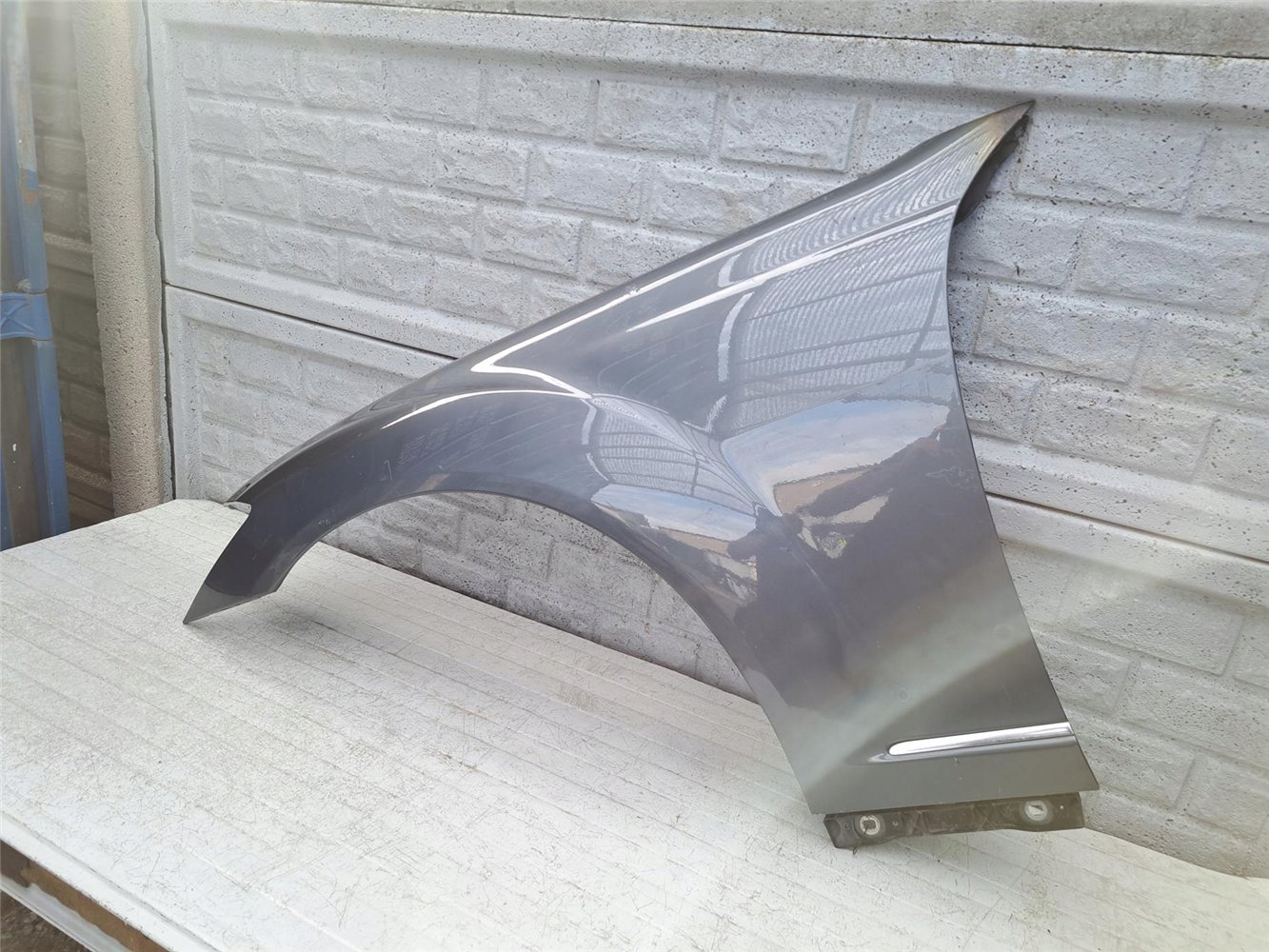 MERCEDES S KLASA W221 w221 BŁOTNIK LEWY PRZÓD ORYGINAŁ (17621981010)