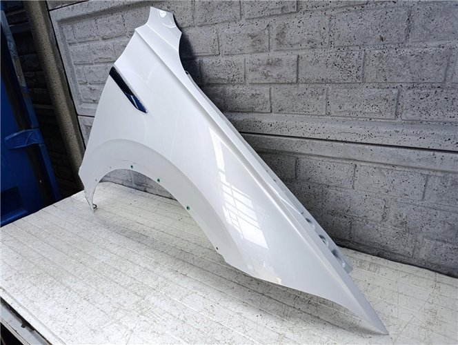 VW TOUAREG III 3 2018 - 2025 BŁOTNIK PRZEDNI PRAWY ORYGINAŁ (17628793711)