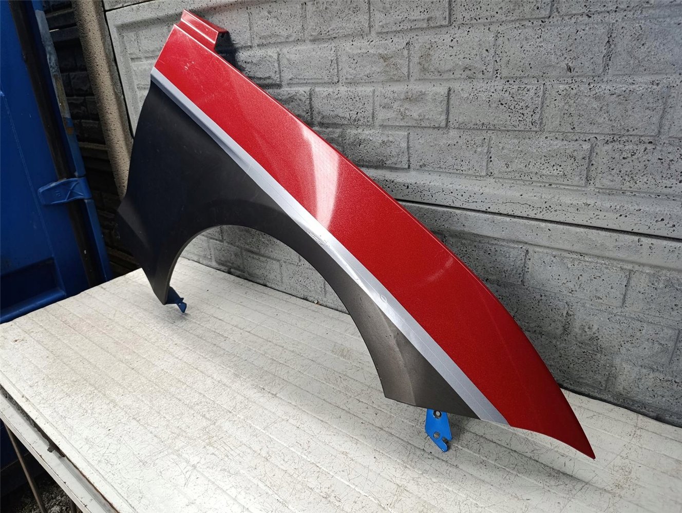 FORD MUSTANG VI LIFT 18 - 22 BŁOTNIK PRZEDNI PRAWY ORYGINAŁ (17628833735)