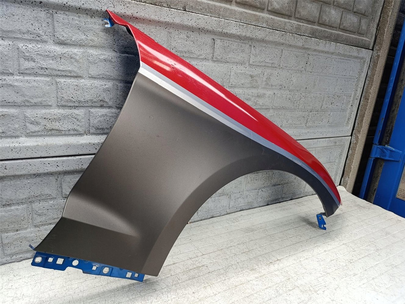 FORD MUSTANG VI LIFT 18 - 22 BŁOTNIK PRZEDNI PRAWY ORYGINAŁ (17628833735)