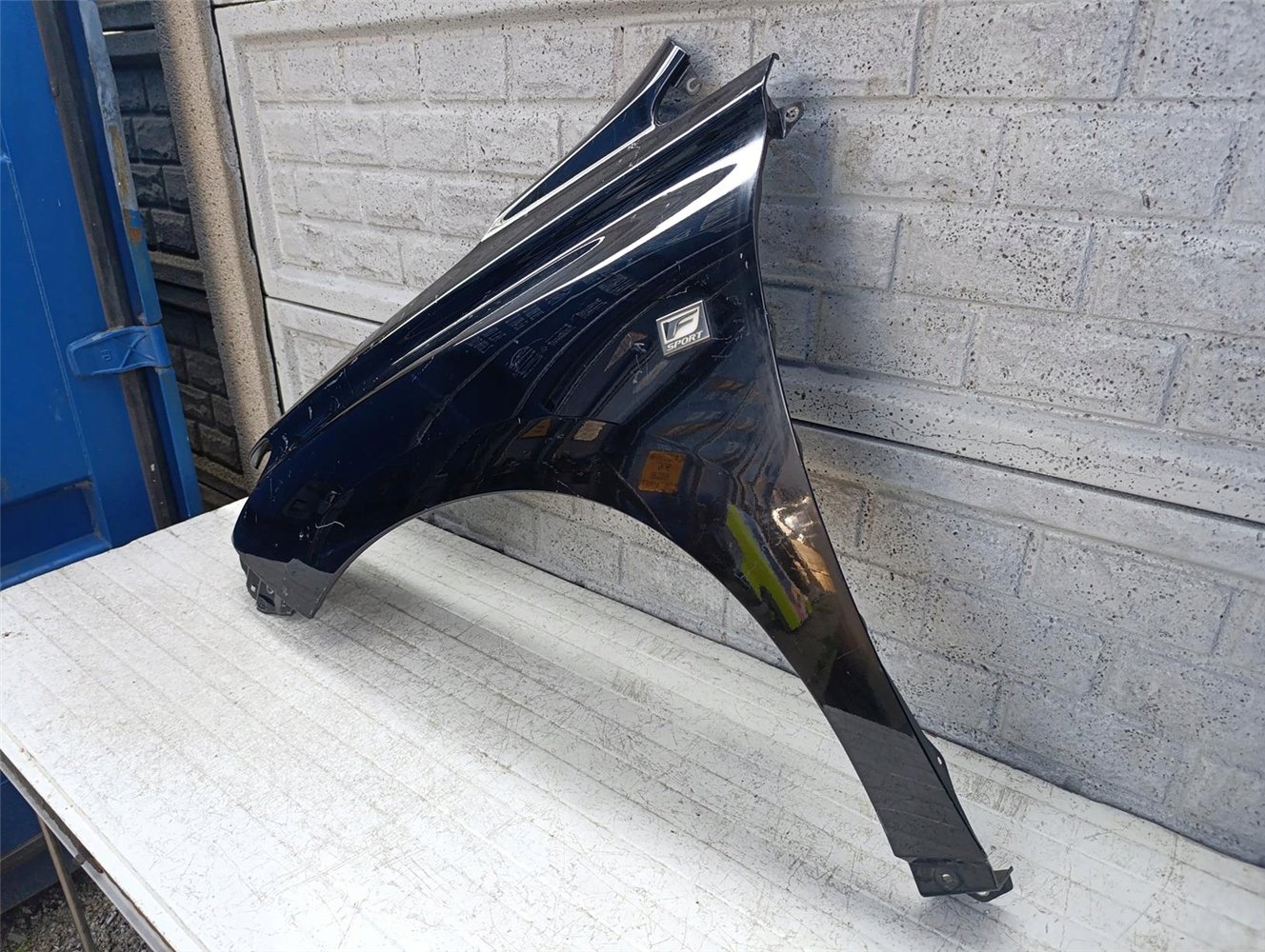 LEXUS RX350 RX450 RX450H 09-16 BŁOTNIK LEWY PRZÓD ORYGINAŁ (17628864199)