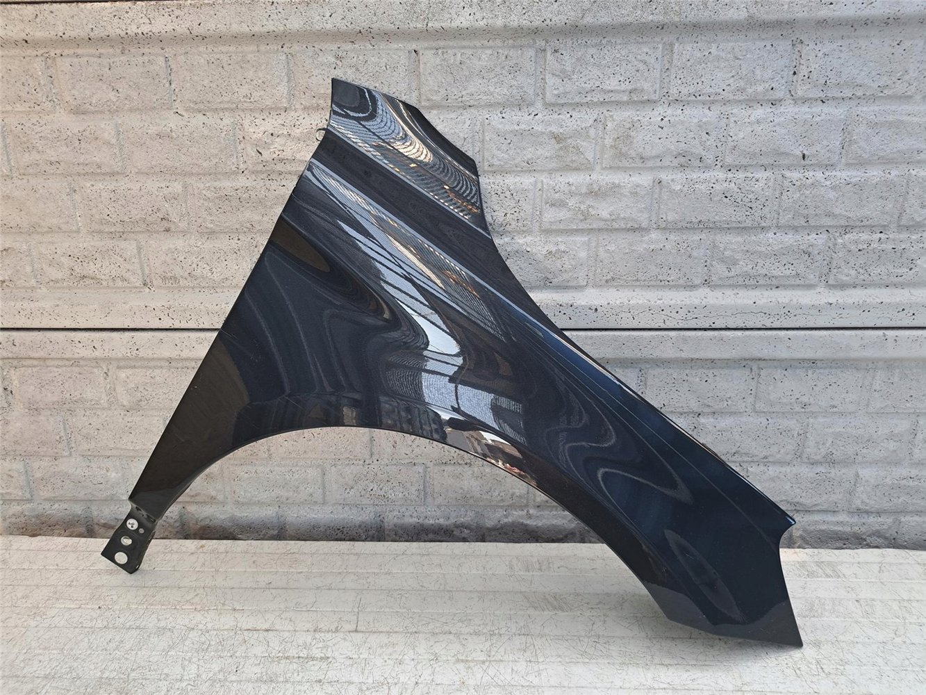 VOLVO XC60 XC-60 08-17 BŁOTNIK PRAWY PRZEDNI ORYGINAŁ (17638336919)