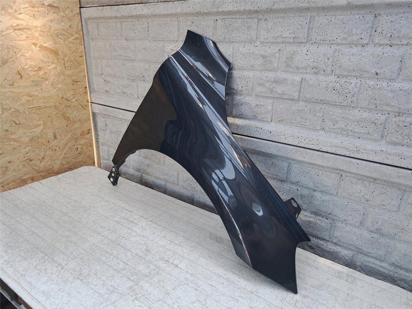 VOLVO XC60 XC-60 08-17 BŁOTNIK PRAWY PRZEDNI ORYGINAŁ (17638336919)