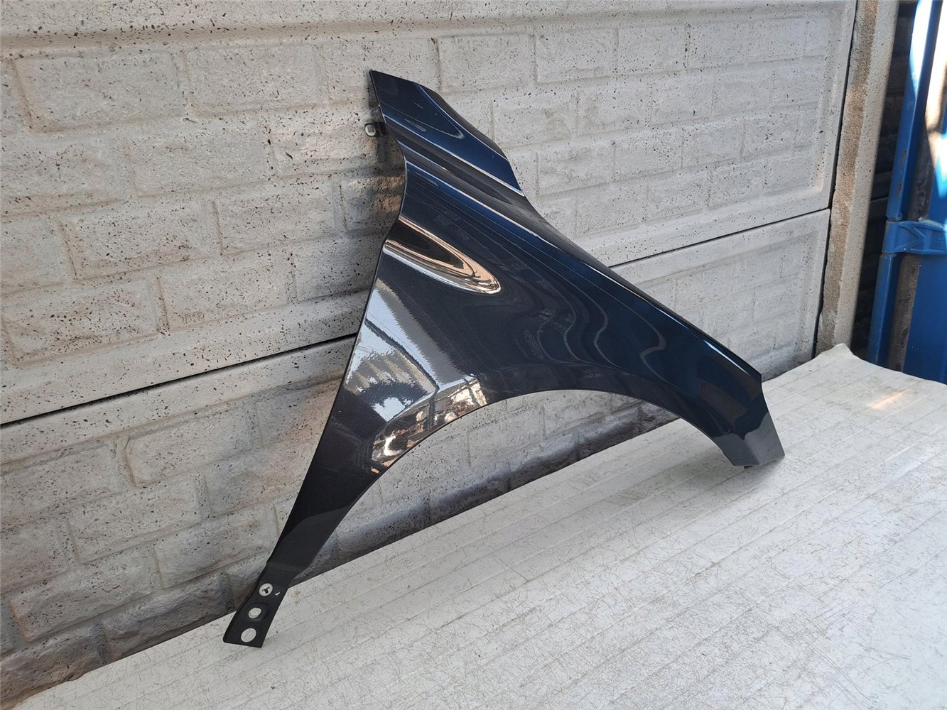 VOLVO XC60 XC-60 08-17 BŁOTNIK PRAWY PRZEDNI ORYGINAŁ (17638336919)