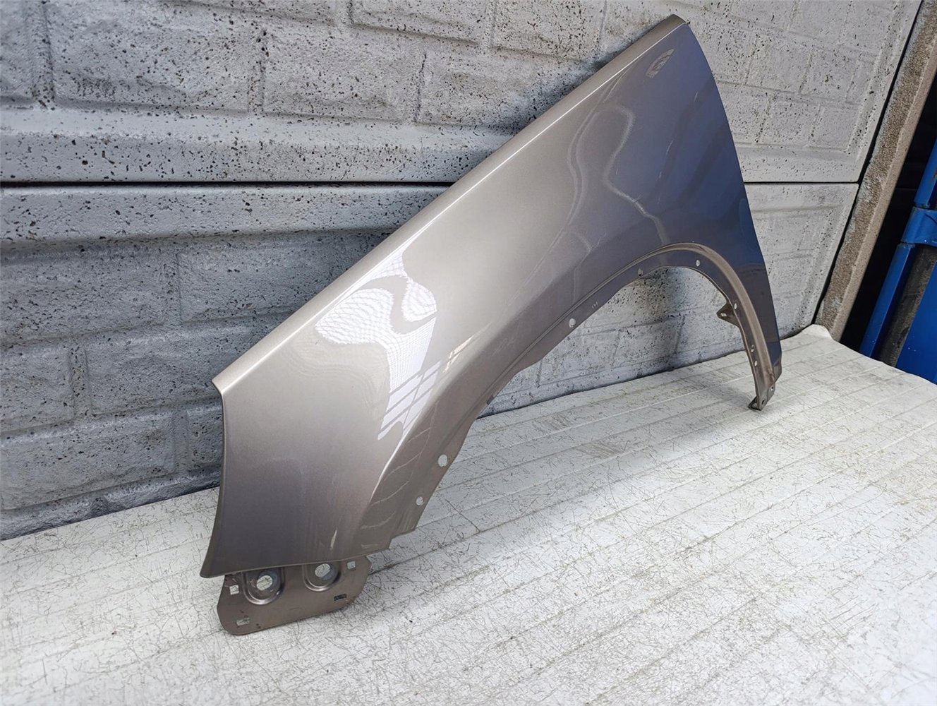 VW TIGUAN 2007-2017 BŁOTNIK PRZEDNI LEWY ORYGINAŁ (17640004793)