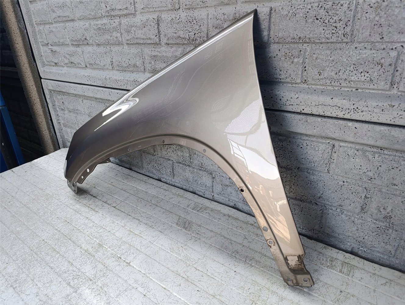 VW TIGUAN 2007-2017 BŁOTNIK PRZEDNI LEWY ORYGINAŁ (17640004793)