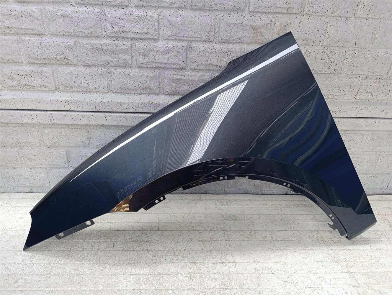 PORSCHE MACAN 24- 95C BŁOTNIK LEWY PRZÓD ORYGINAŁ (17640014900)