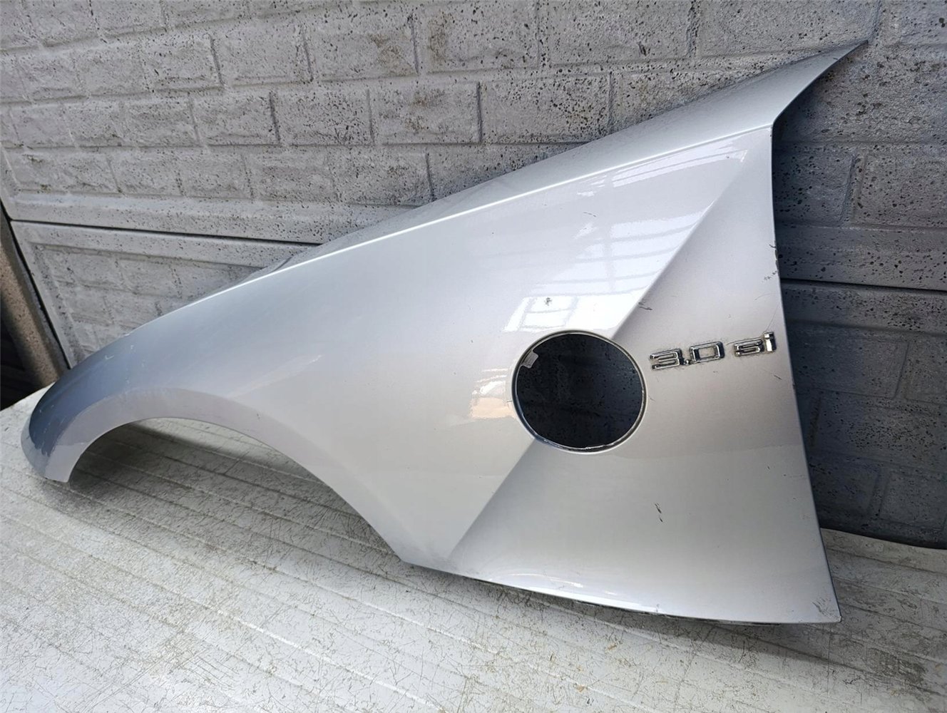 BMW Z4 E85 E86 BŁOTNIK LEWY PRZÓD ORYGINAŁ (17642997090)