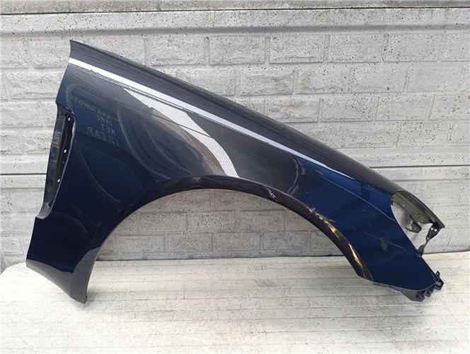 PORSCHE PANAMERA 971 BŁOTNIK PRAWY PRZEDNI ORYGINAŁ (17643000586)