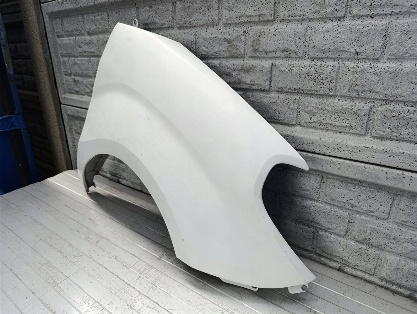 FIAT DOBLO COMBO 15-22 LIFT BŁOTNIK PRZEDNI PRAWY ORYGINAŁ (17643031172)