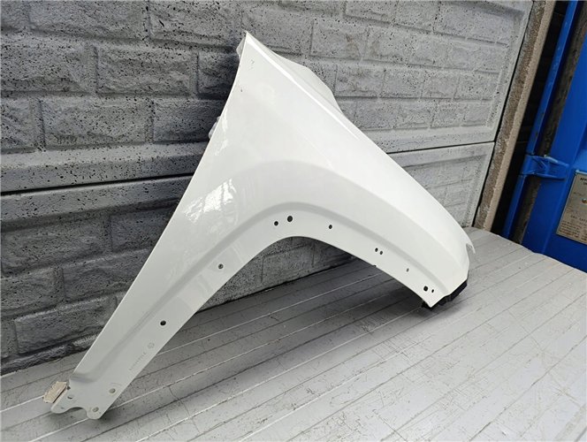 JEEP COMPASS 17-24 BŁOTNIK PRZEDNI PRAWY ORYGINAŁ (17643052563)