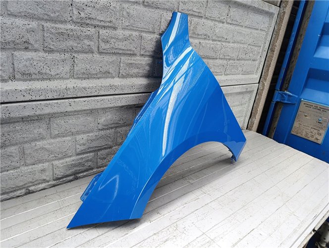 BŁOTNIK PRZEDNI LEWY BMW 1 I F40 F 40 ORYGINAŁ (17643054904)