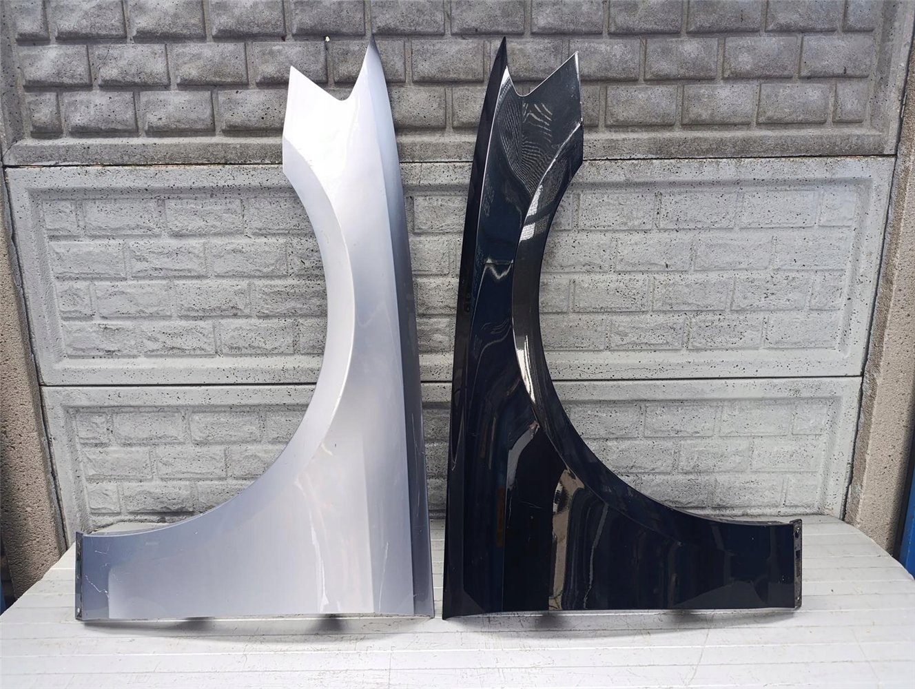 AUDI A8 D5 17-25 BŁOTNIK PRZEDNI PRAWY LEWY ORYGINAŁ (17643071138)