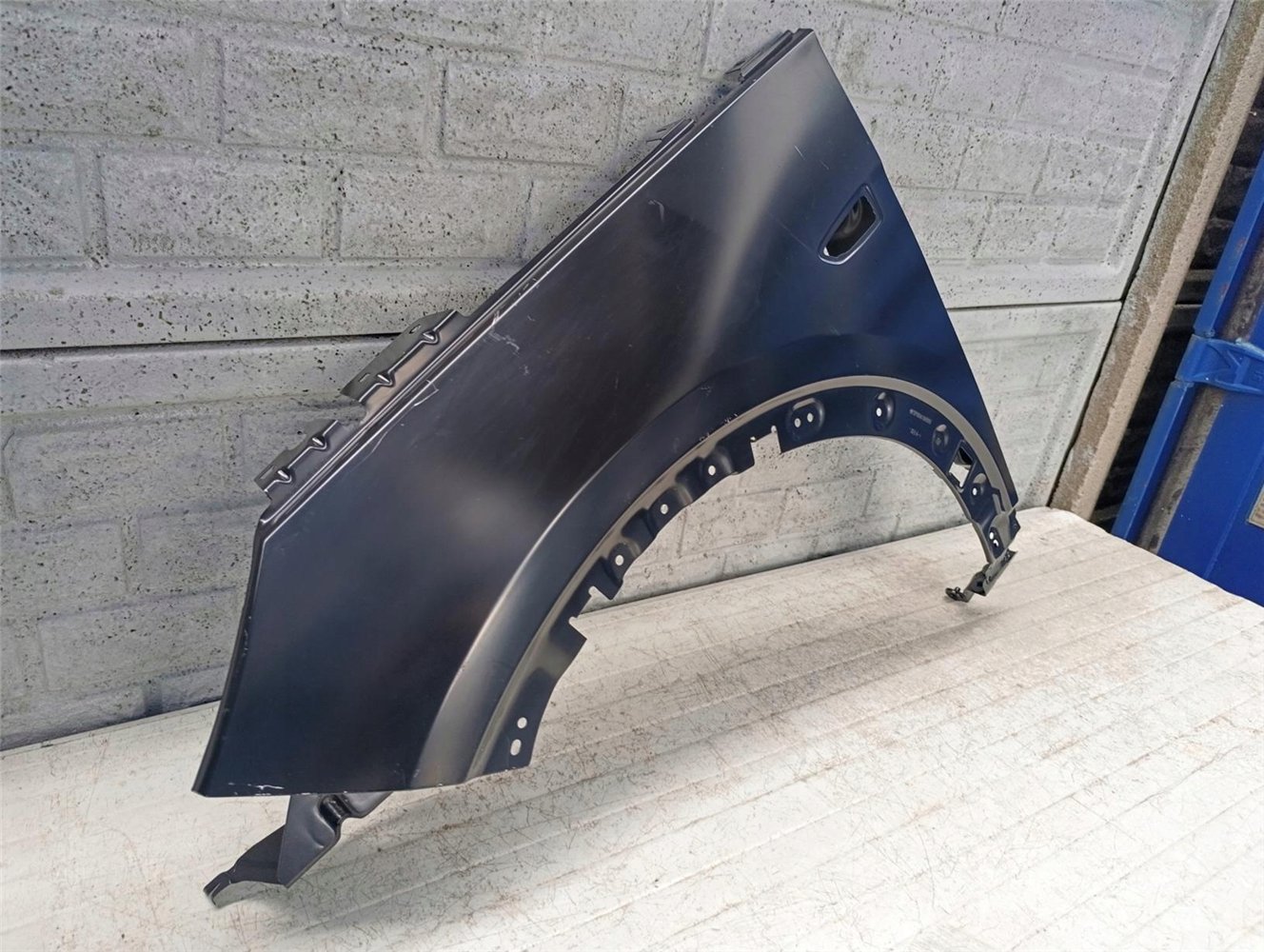 OPEL GRANDLAND X 17-25 BŁOTNIK LEWY PRZEDNI NOWY ORYGINAŁ (17658841667)