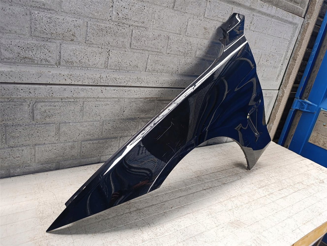 BMW IV 4 F32 F33 F36 BŁOTNIK LEWY PRZEDNI ORYGINAŁ (17658888444)