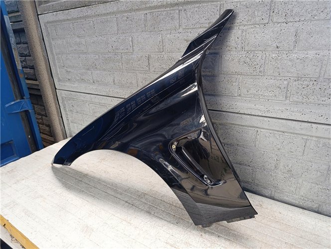 BMW IV 4 F32 F33 F36 BŁOTNIK LEWY PRZEDNI ORYGINAŁ (17658888444)