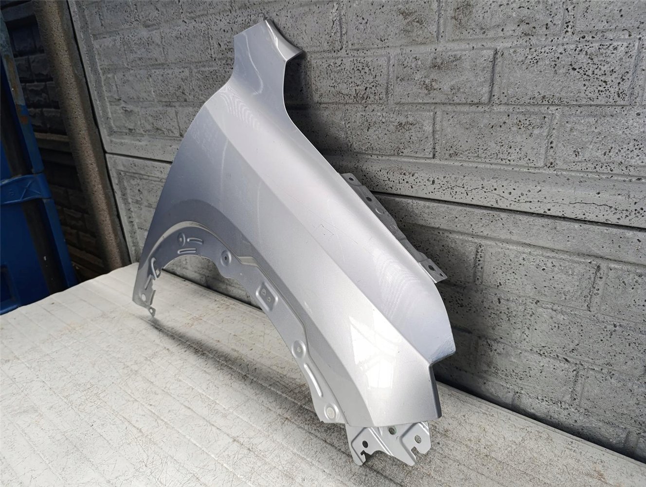 DACIA SPRING LIFT 2024- BŁOTNIK PRZEDNI PRAWY ORYGINAŁ (17658896323)