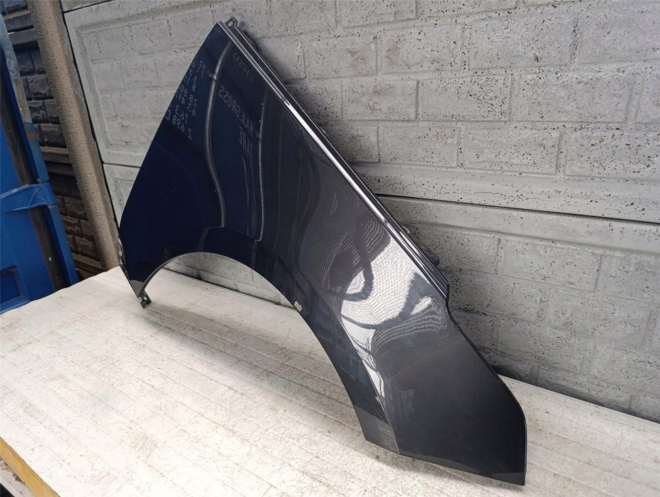 RANGE LAND ROVER SV FIRST EDITION BŁOTNIK PRAWY 23- ORYGINAŁ (17658900083)