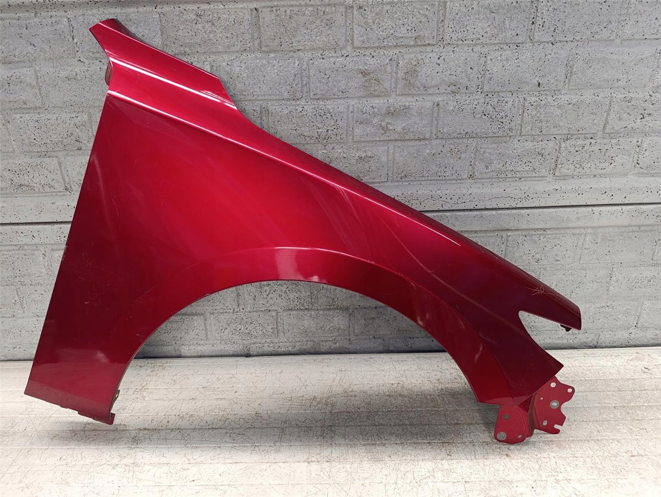 MAZDA III 3 2019 -2024 SEDAN BŁOTNIK PRAWY PRZEDNI ORYGINAŁ (17658904220)