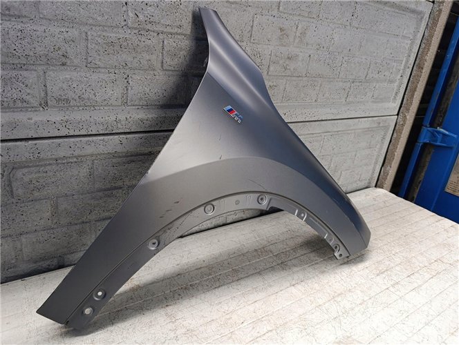 BŁOTNIK PRAWY PRZEDNI BMW X1 U11 2022- ORYGINAŁ (17658907802)