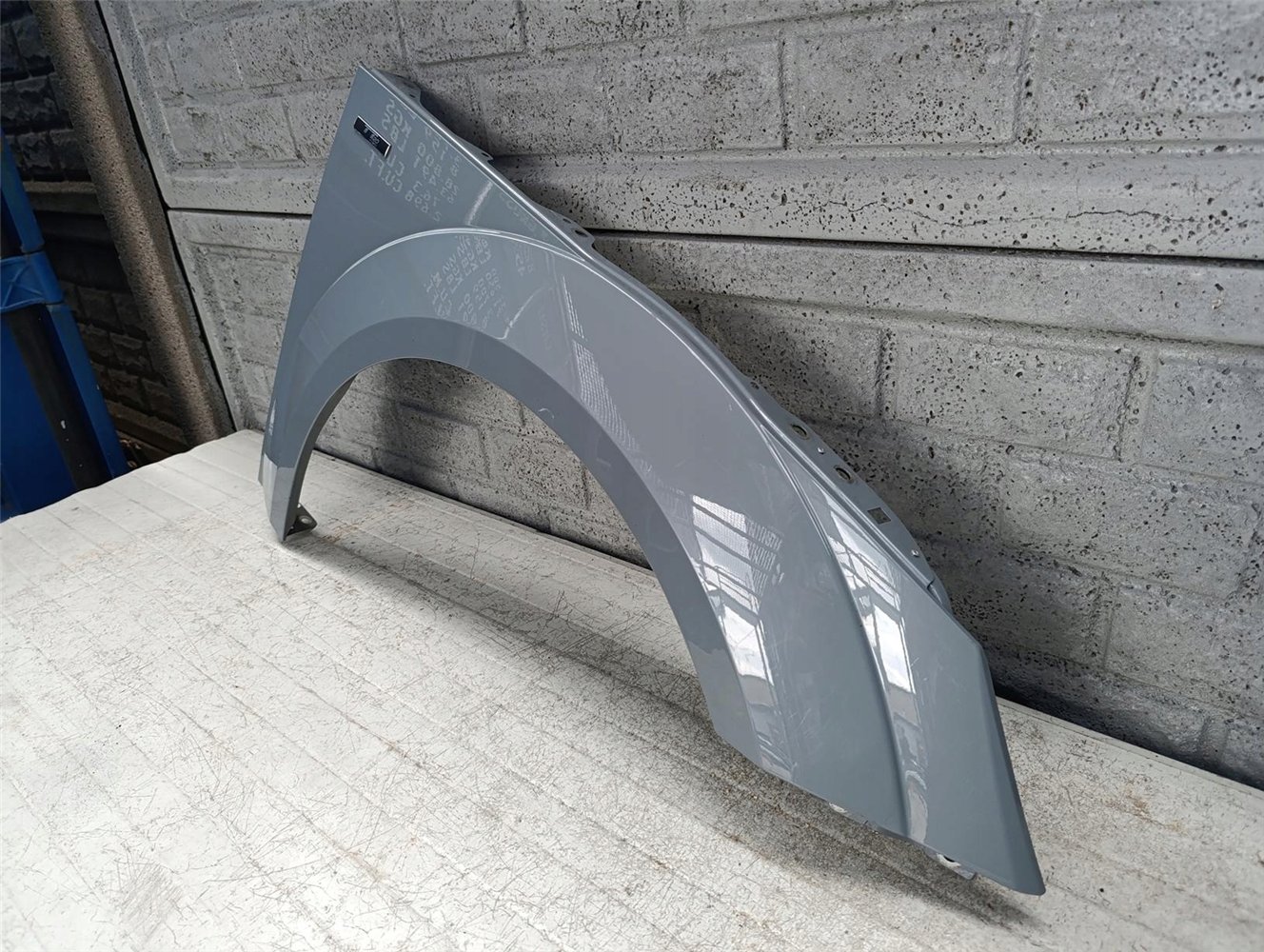 AUDI TT 8S0 14-25 BŁOTNIK PRZEDNI PRAWY ORYGINAŁ (17658913692)