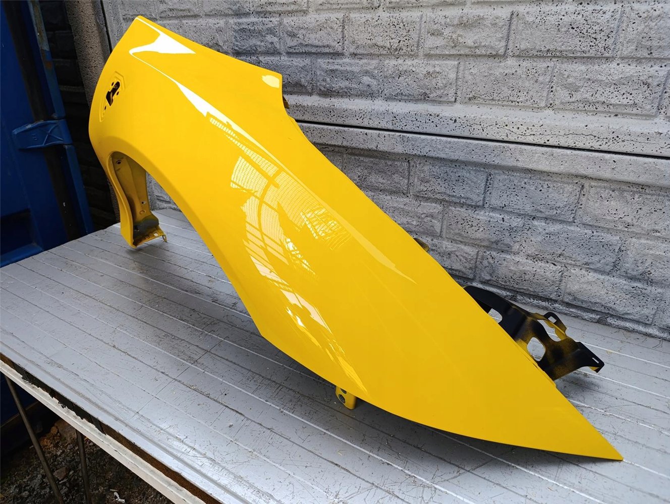 FERRARI SF90 2019-24 BŁOTNIK PRAWY PRZEDNI ORYGINAŁ (17661795534)