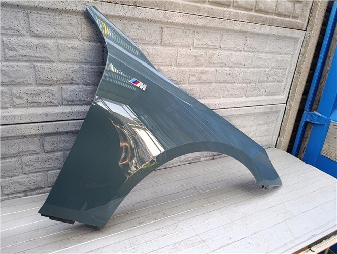 BMW 5 G60 BŁOTNIK PRAWY 2023- ORYGINAŁ (17661828353)